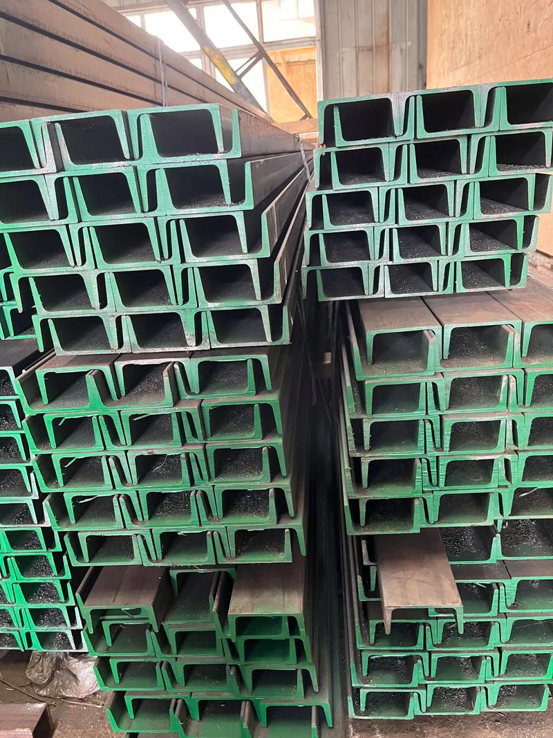 资中幕墙槽钢插芯